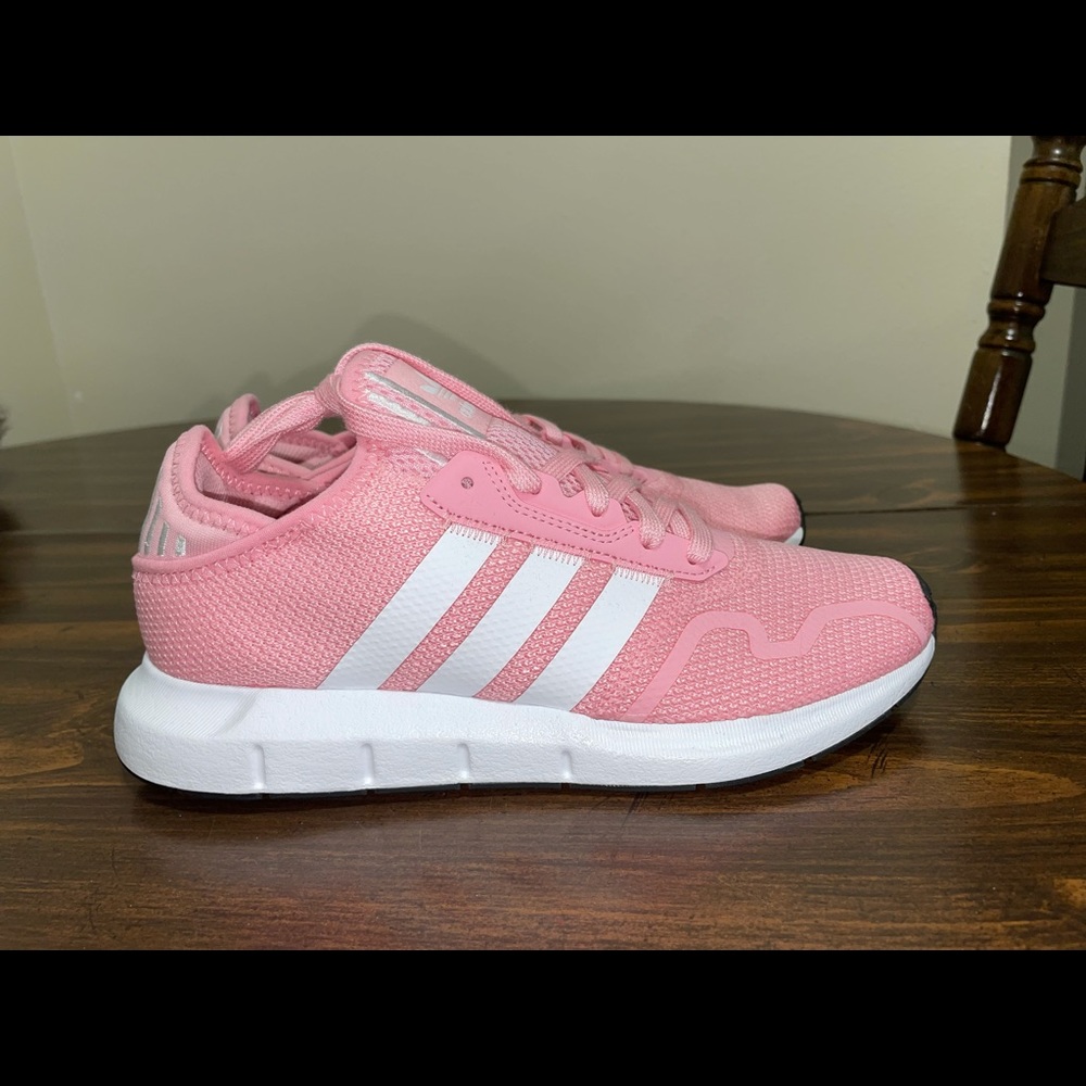 Women’s Adidas Pink Shoes size 7